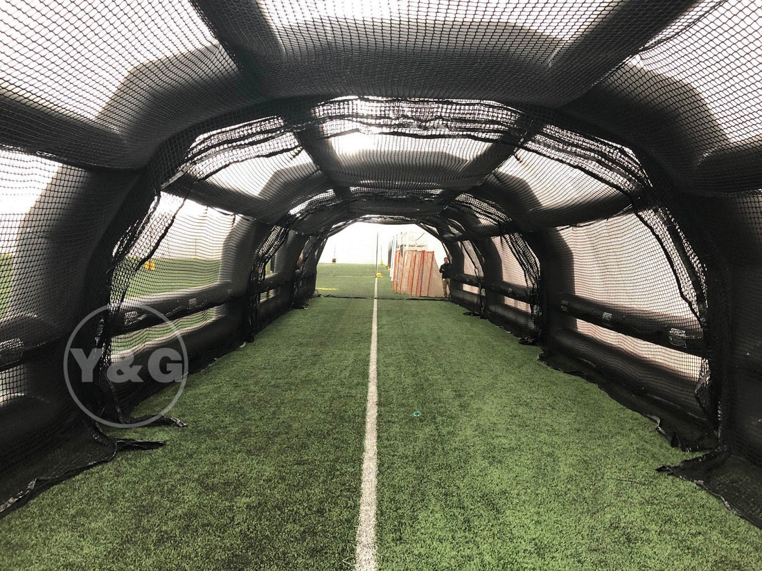 Inflatable hitting cage